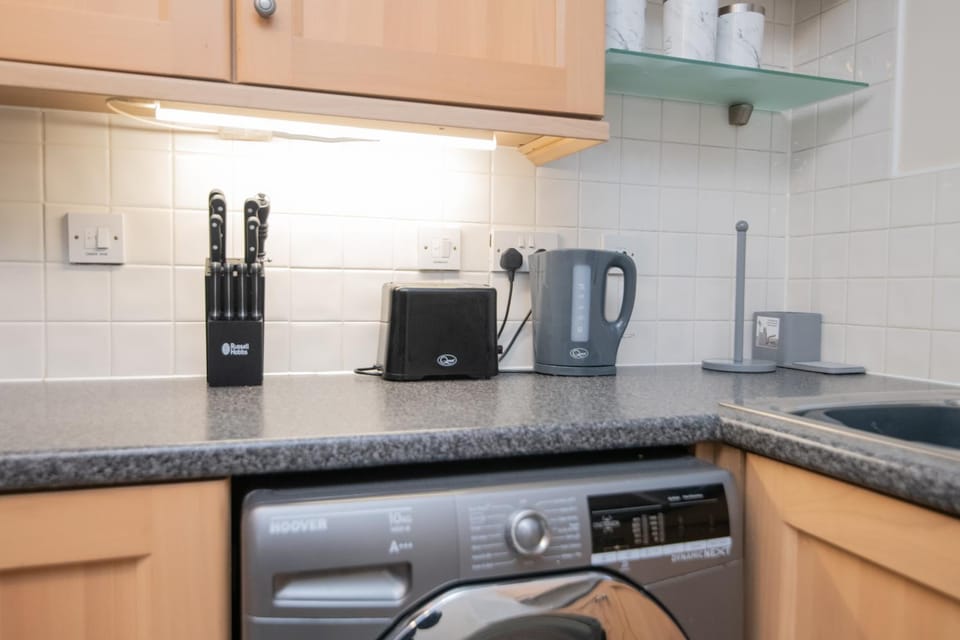 Coffee/tea facilities, Kitchen or kitchenette, toaster