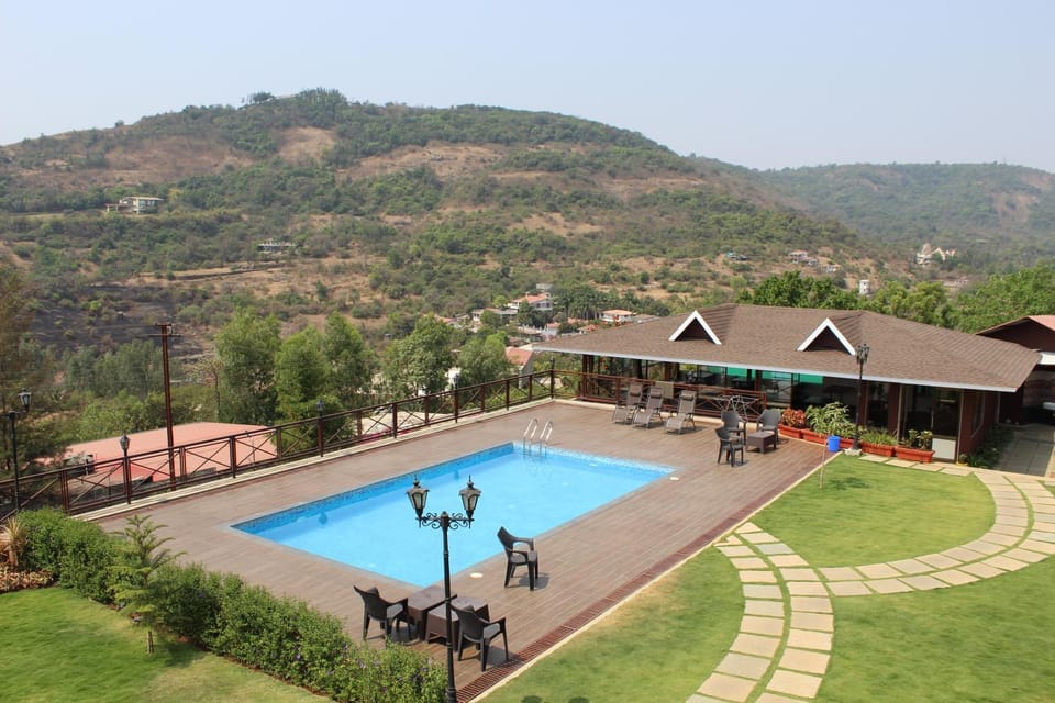 Pool view, Swimming pool