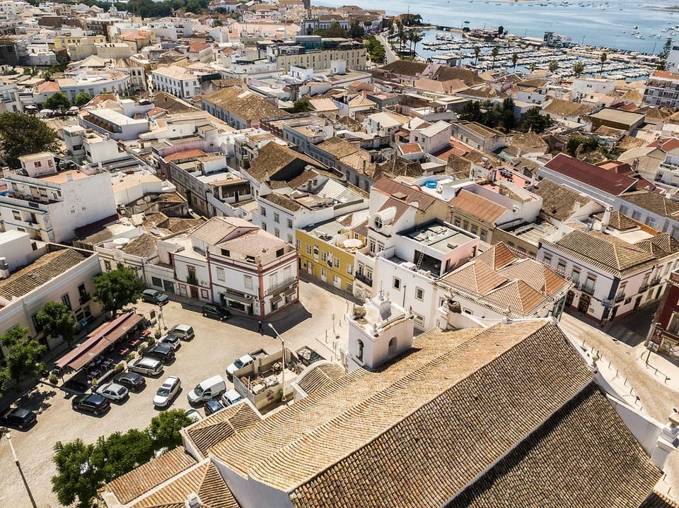 Faro Guest House Bed and Breakfast in Faro