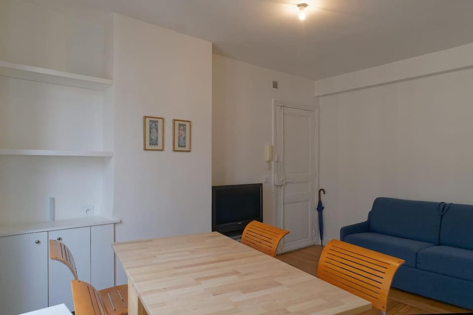Quiet apartment near Montmartre Apartment in Paris