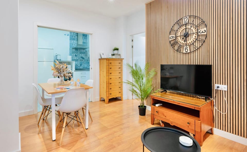 TV and multimedia, Dining area