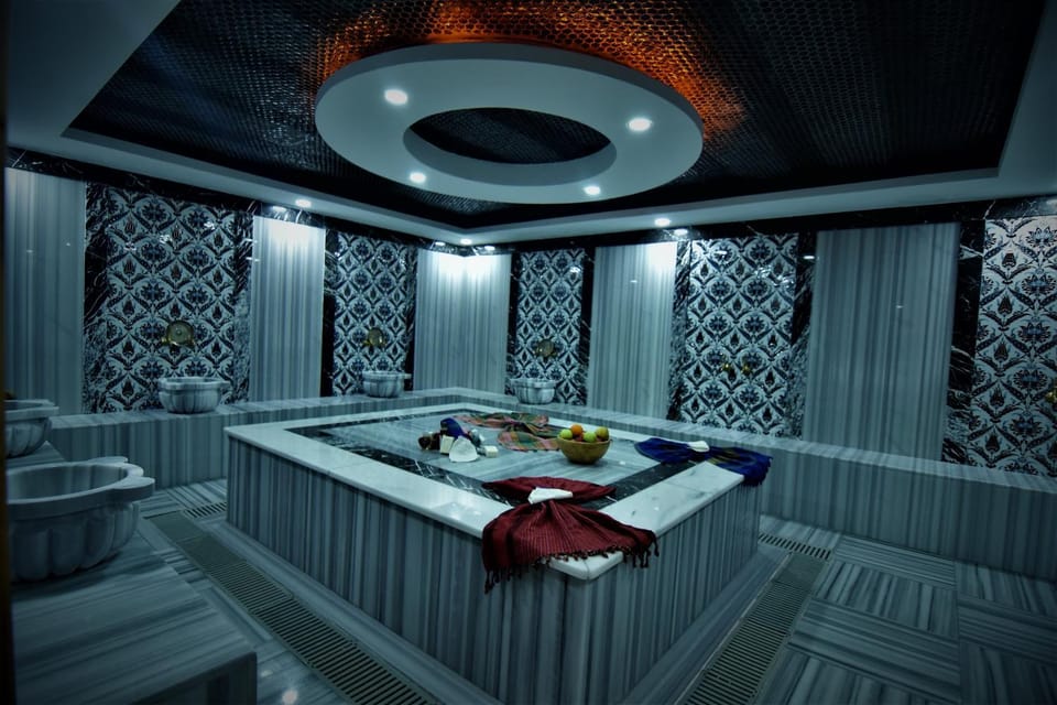 Spa and wellness centre/facilities, Public Bath