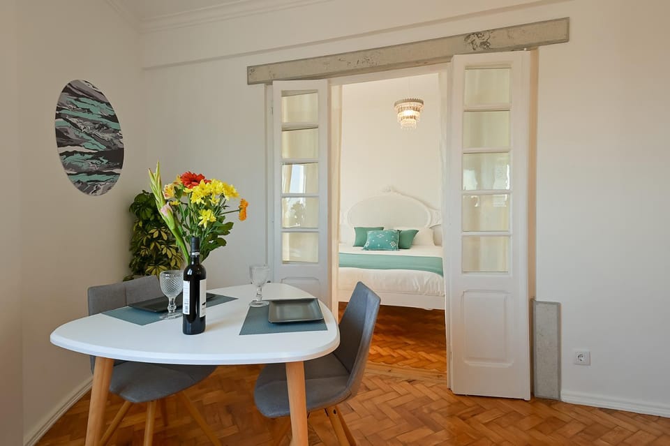 MyPlaceLisbon - Tágides River View Apartment in Lisbon