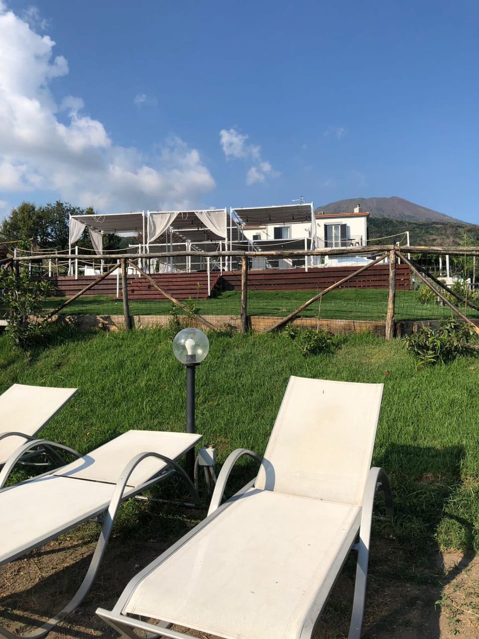 Property building, Garden, Balcony/Terrace, Garden view, Mountain view, Sea view