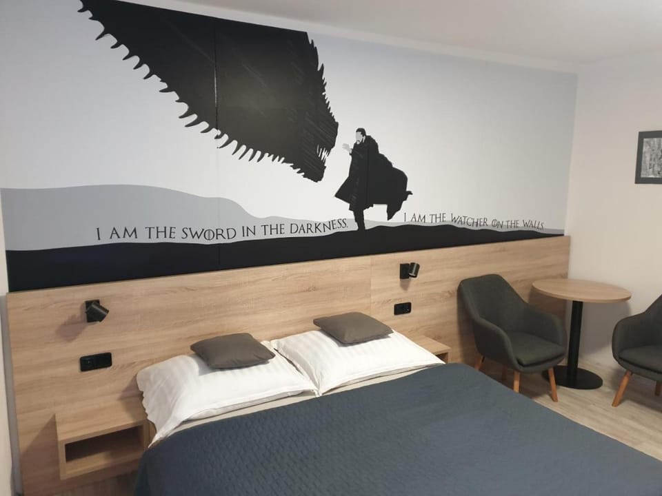 Bed, Bedroom