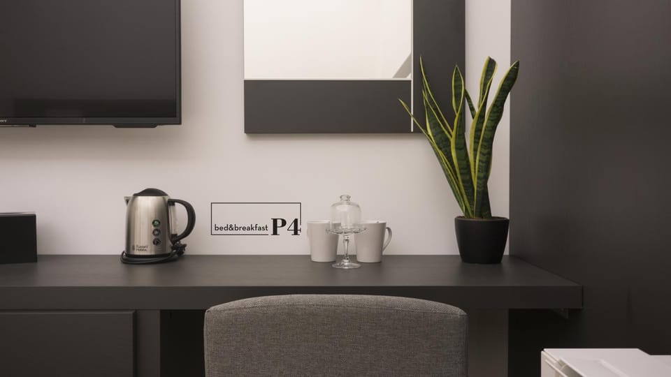TV and multimedia, Coffee/tea facilities, Decorative detail