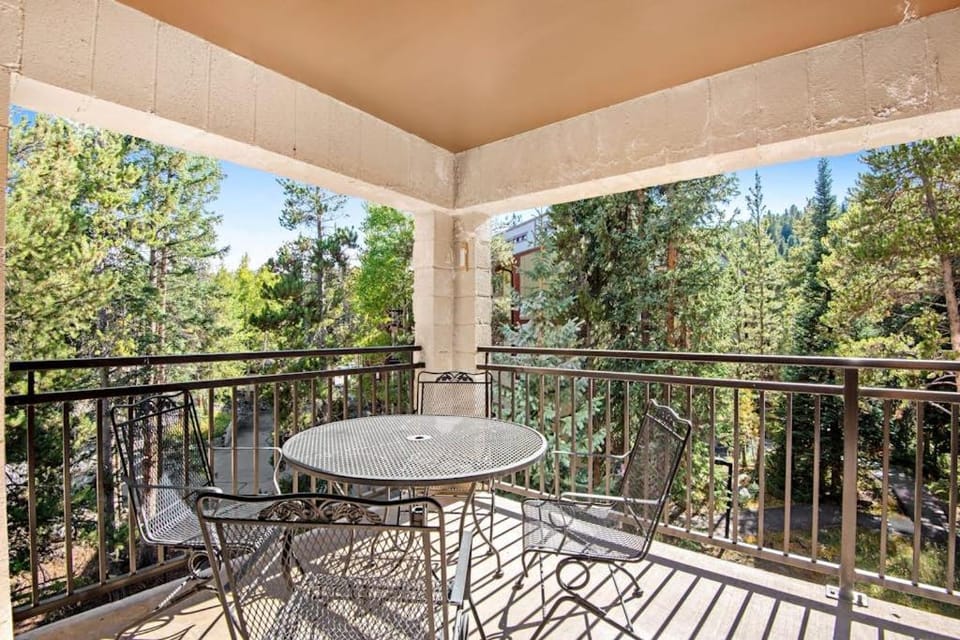 Powderhorn Corner Apartment in Breckenridge