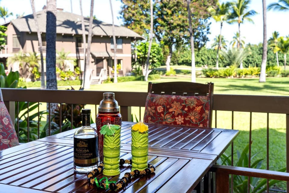 Patio, Day, Garden, Balcony/Terrace, Food and drinks, Drinks