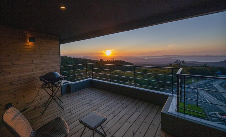 Natural landscape, View (from property/room), Balcony/Terrace, Sunset