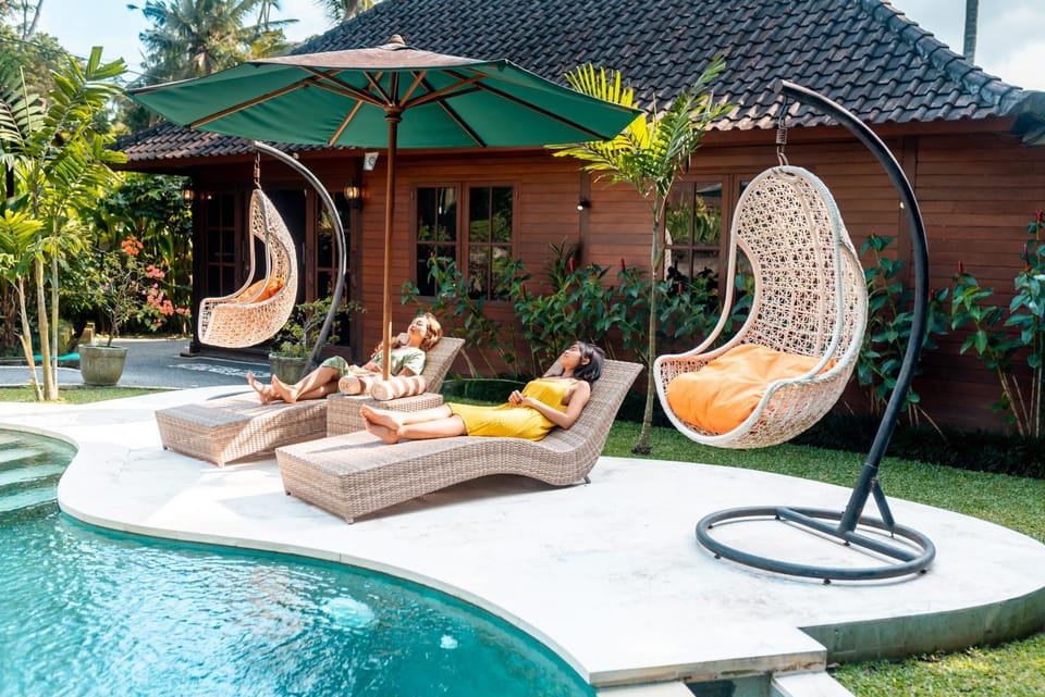 Property building, Swimming pool