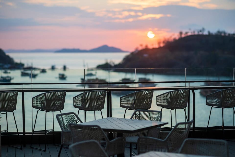 Restaurant/places to eat, Sunset