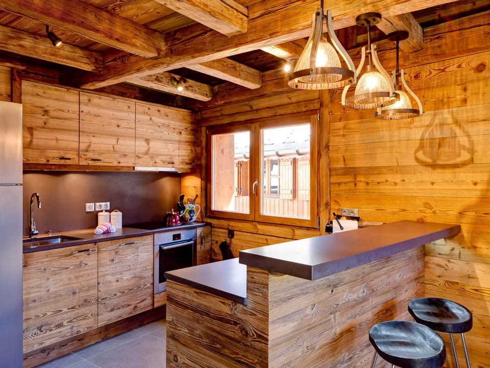 Chalet rénové au cœur du village, proche des pistes, 9 pers, WiFi inclus - FR-1-514-20 Chalet in Saint-Bon-Tarentaise