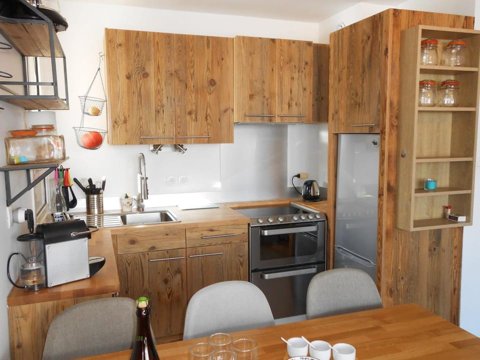 Appartement cosy pour 6, animaux admis, parking privatif - FR-1-516-4 Apartment in Les Deux Alpes