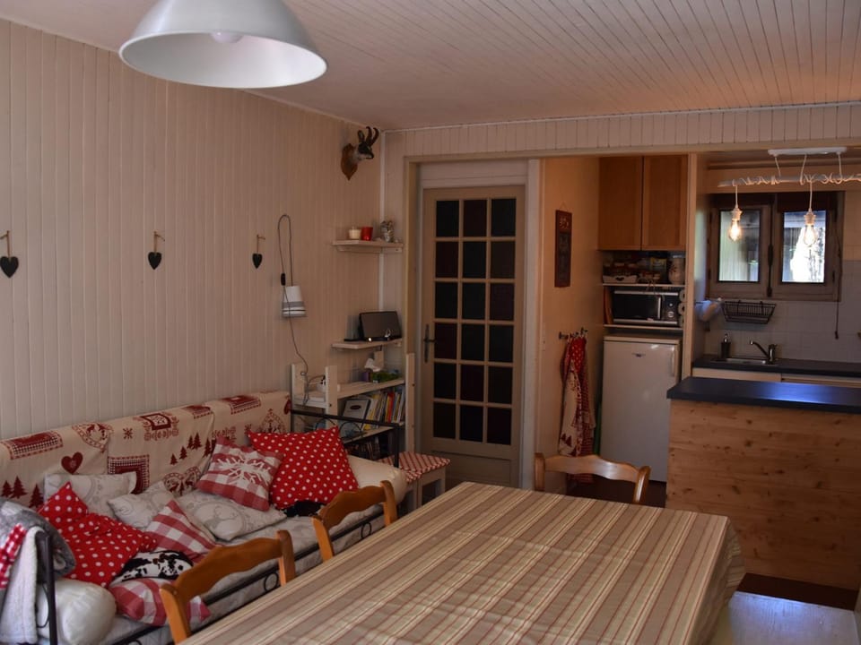Appartement spacieux 4 pièces, proche commerces et téléphérique, idéal familles, Pralognan-la-Vanoise - FR-1-464-156 Apartment in Pralognan-la-Vanoise