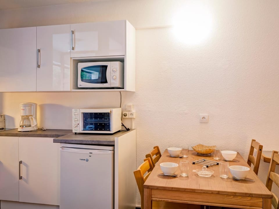 Studio 4 Pers avec WiFi et Parking à Brides-les-Bains - FR-1-512-59 Apartment in Auvergne-Rhône-Alpes