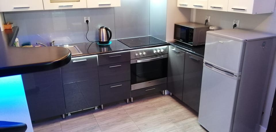 Coffee/tea facilities, Kitchen or kitchenette