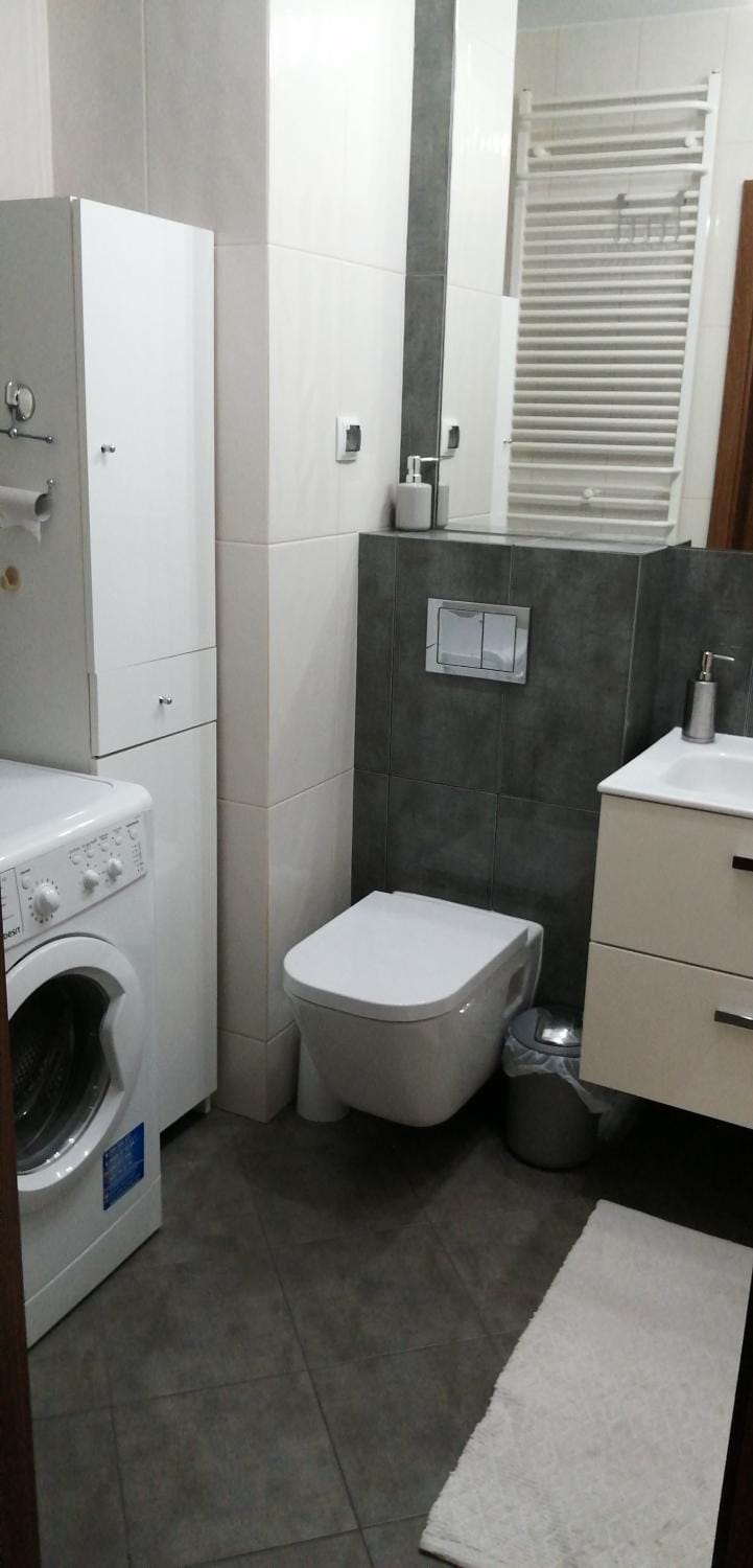 Toilet, Bathroom