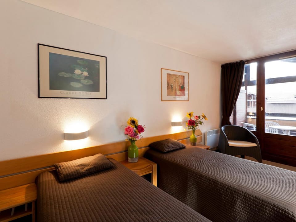 Studio lumineux avec balcon, WIFI et parking pour 4 personnes - FR-1-512-144 Apartment in Auvergne-Rhône-Alpes