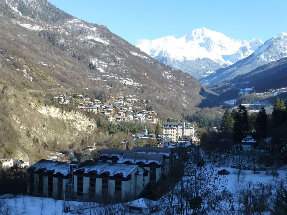 Studio lumineux avec balcon, WIFI et parking pour 4 personnes - FR-1-512-144 Apartment in Auvergne-Rhône-Alpes