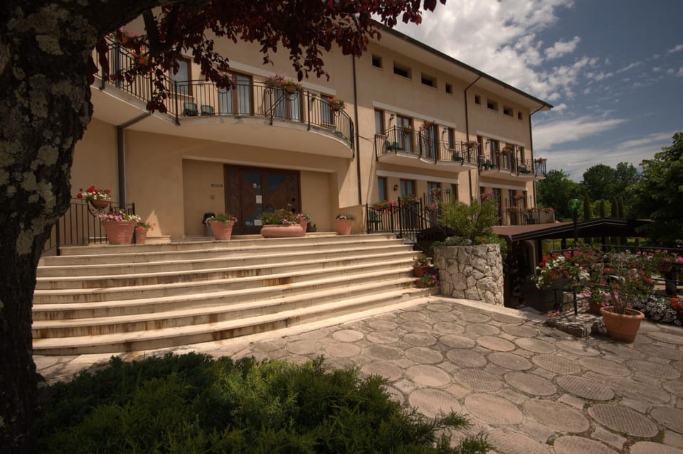 Property building, Facade/entrance