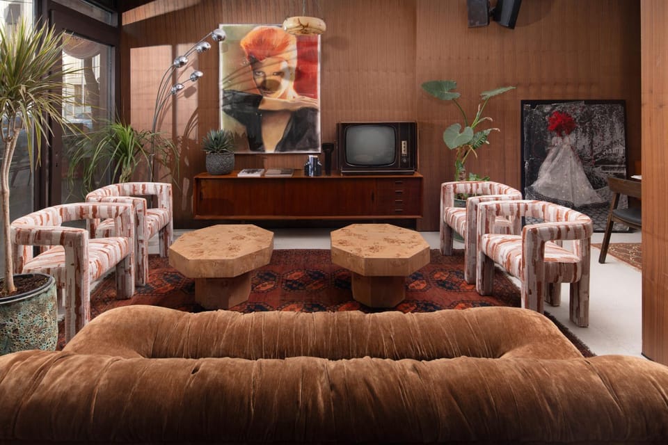 Seating area
