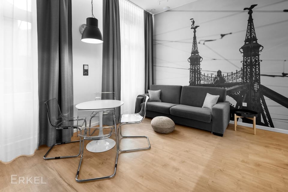 Living room, Dining area, air conditioner