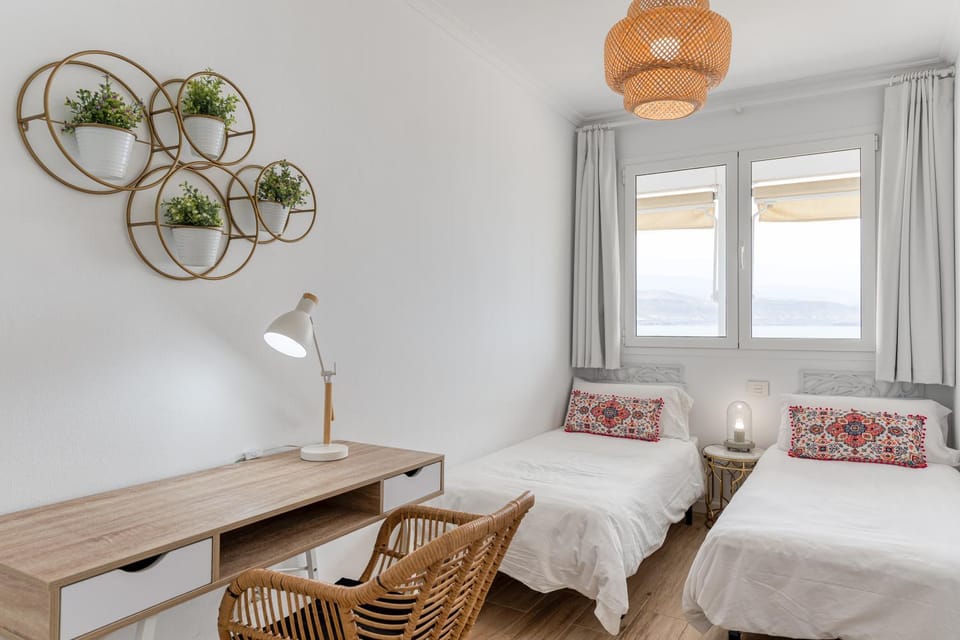 Bedroom, Sea view