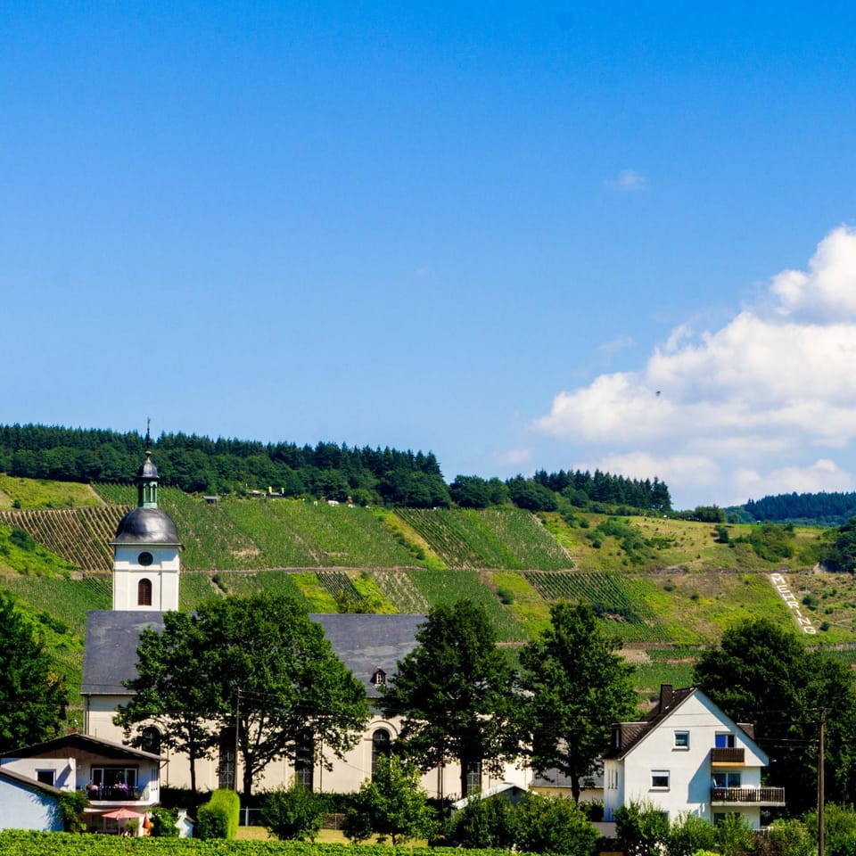 Nearby landmark, Natural landscape, Mountain view