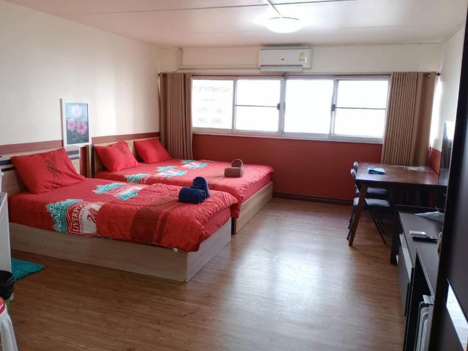 K.NAT Room service Apartment in Bangkok