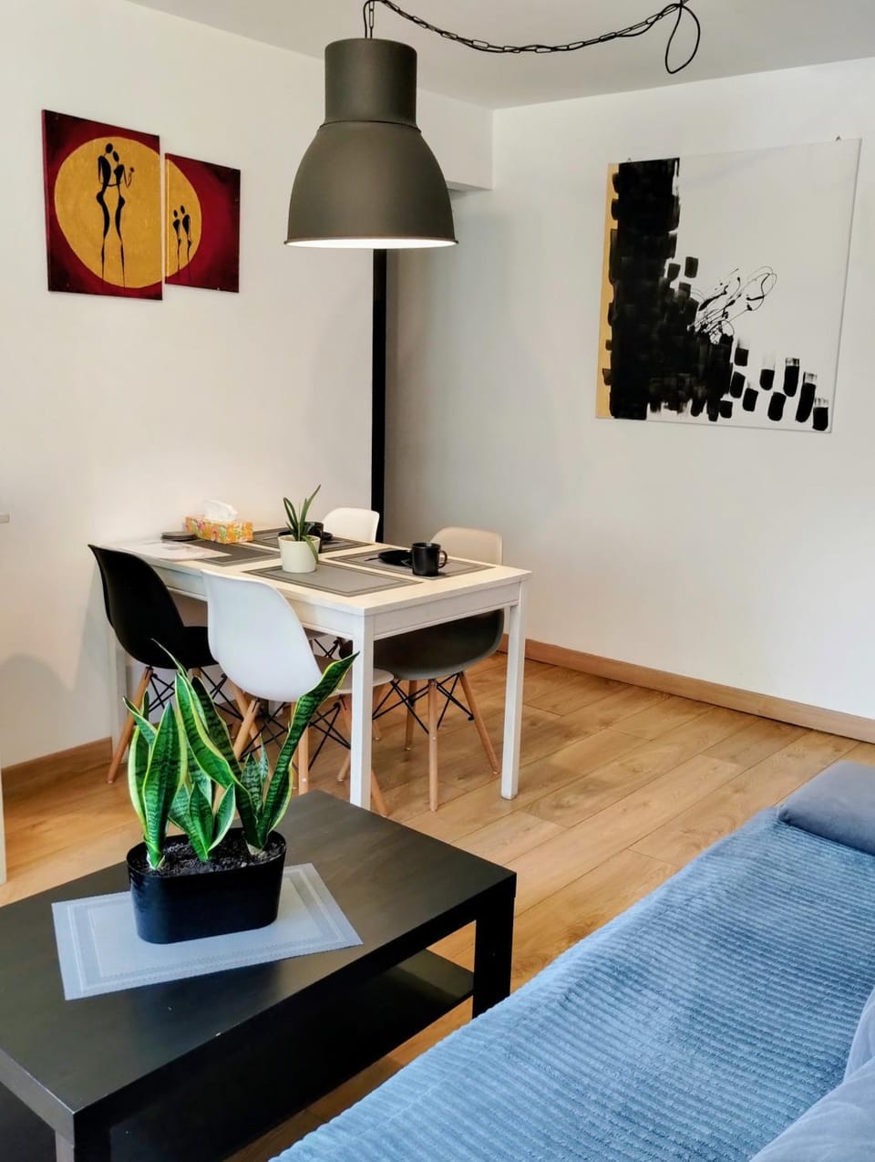 Living room, Photo of the whole room, Seating area