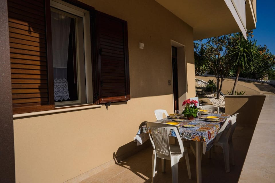 Property building, Patio, Day, View (from property/room), Balcony/Terrace, Dining area