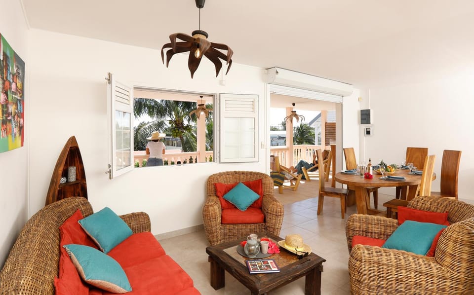 Balcony/Terrace, Living room, Seating area, Dining area