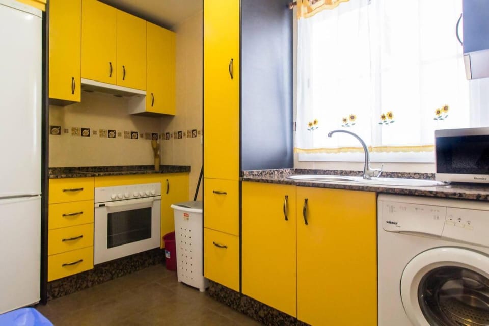 SH 7 Esquinas. Apartamento céntrico con parking Apartment in El Puerto de Santa María