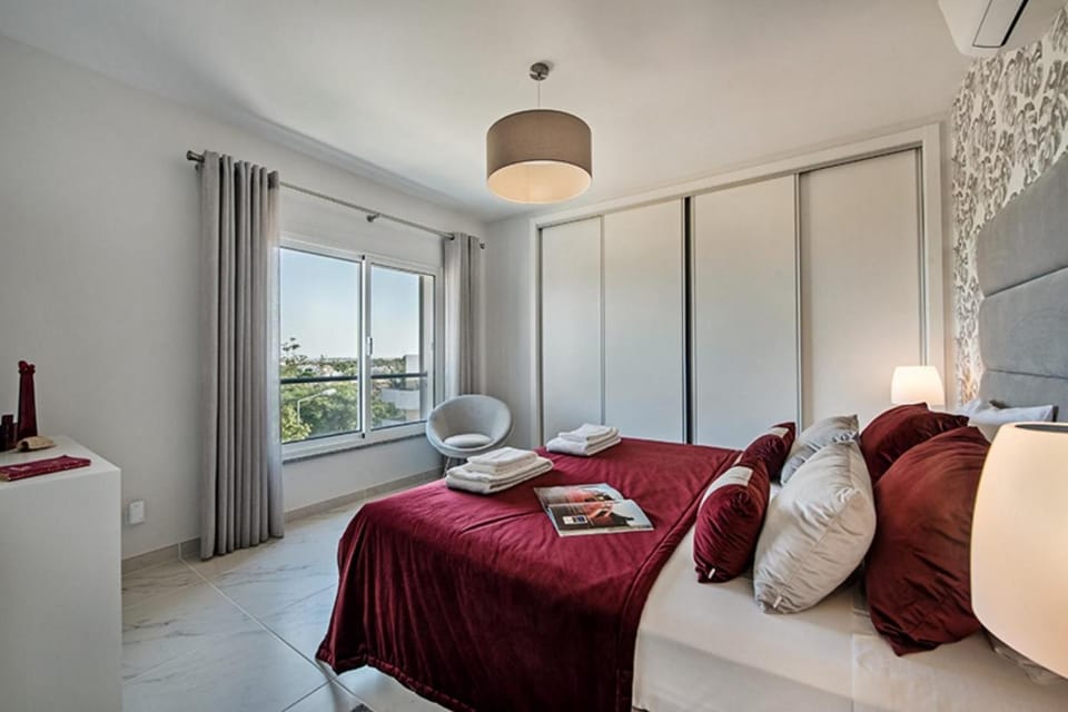 Bed, Bedroom, wardrobe