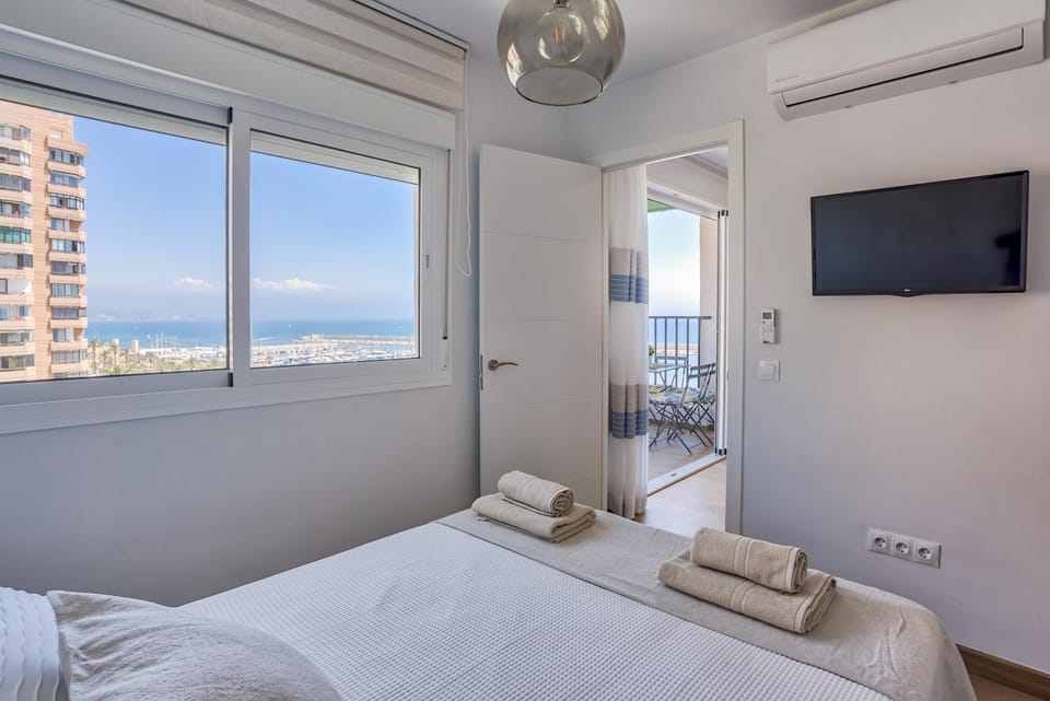 Bedroom, Sea view
