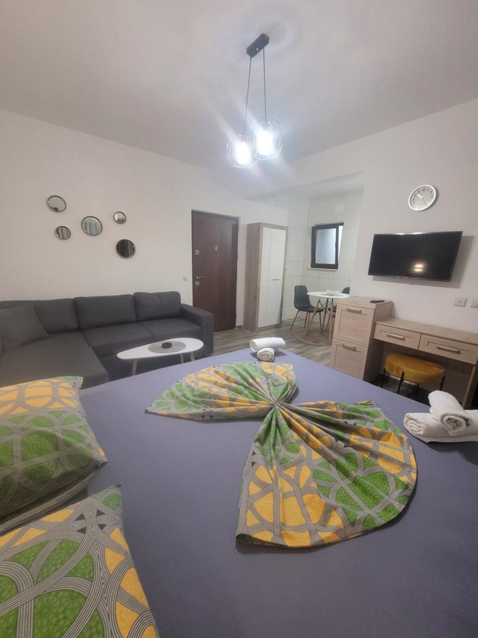 Photo of the whole room