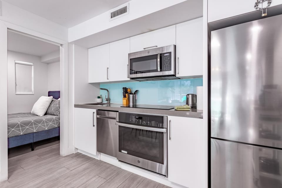 Kitchen or kitchenette