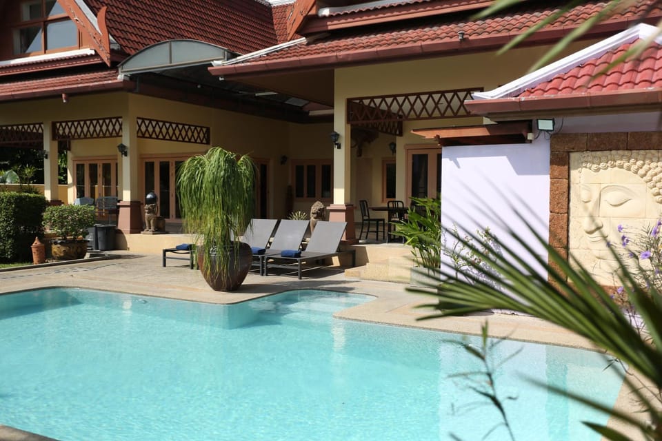 Property building, sunbed