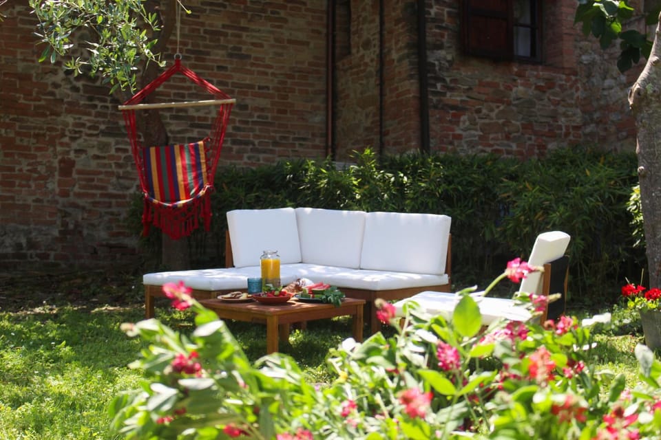 Spring, Day, Garden, Garden view, Breakfast