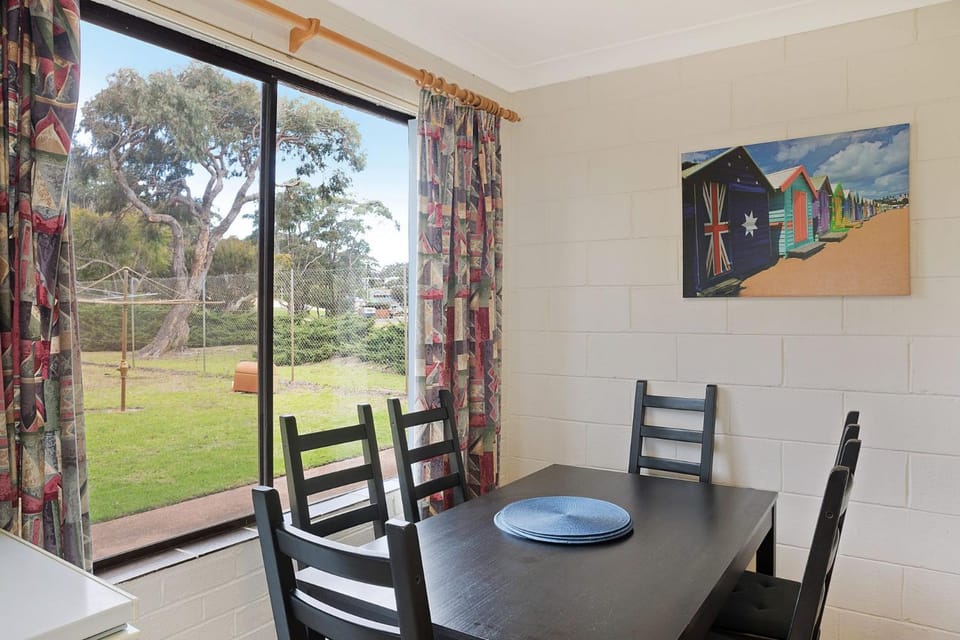 Apollo Unit 17 Ground Floor Apartment in Narooma