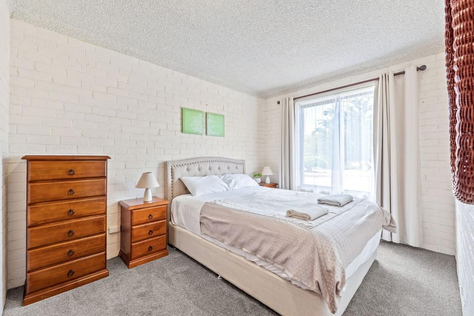 Apollo Unit 20 Ground Floor Apartment in Narooma