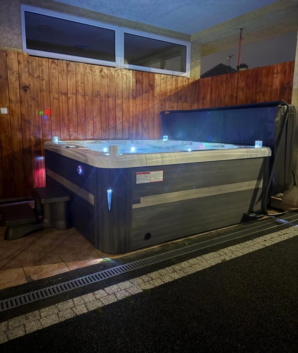 Hot Tub