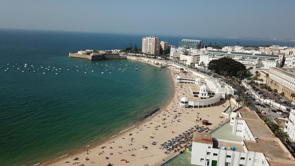 Property building, Nearby landmark, Natural landscape, Bird's eye view, Beach, Sea view