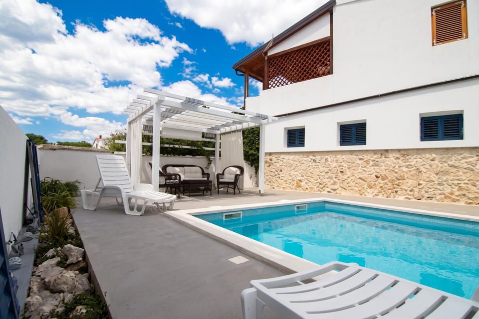 Pool view
