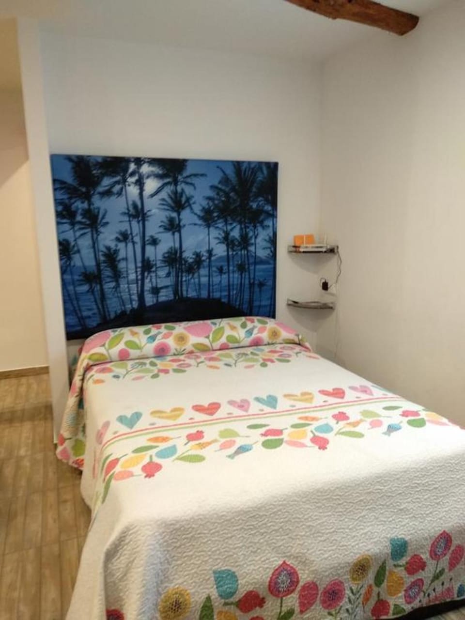Photo of the whole room