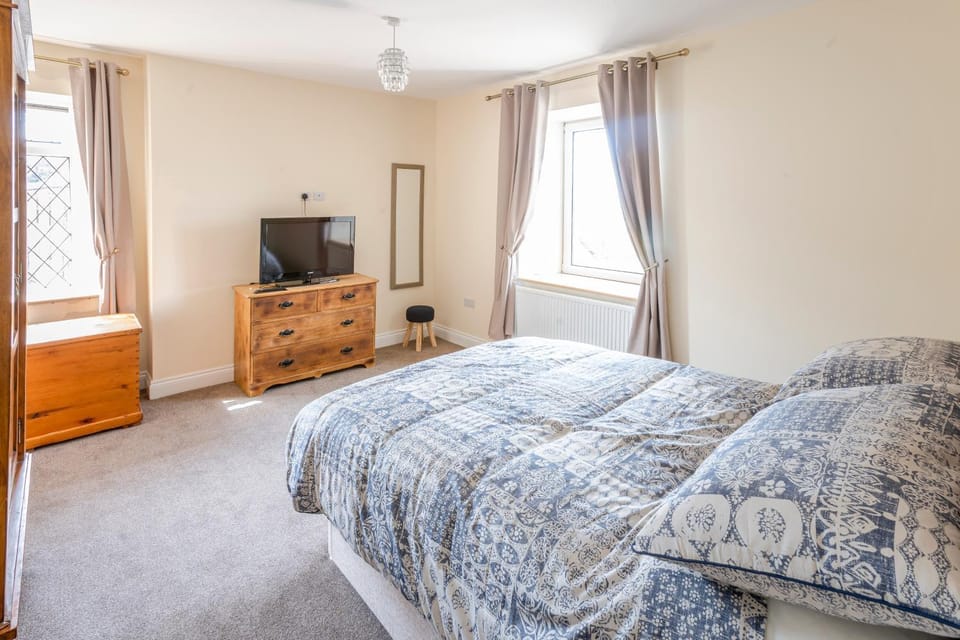 TV and multimedia, Bedroom