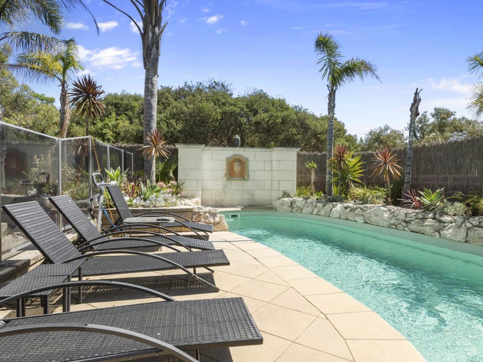 Diamond Bay Retreat Sorrento House in Melbourne Road