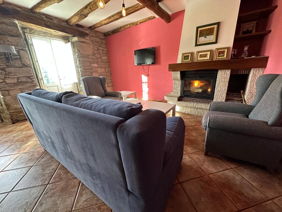 Oktheway Casa da Escola House in Galicia