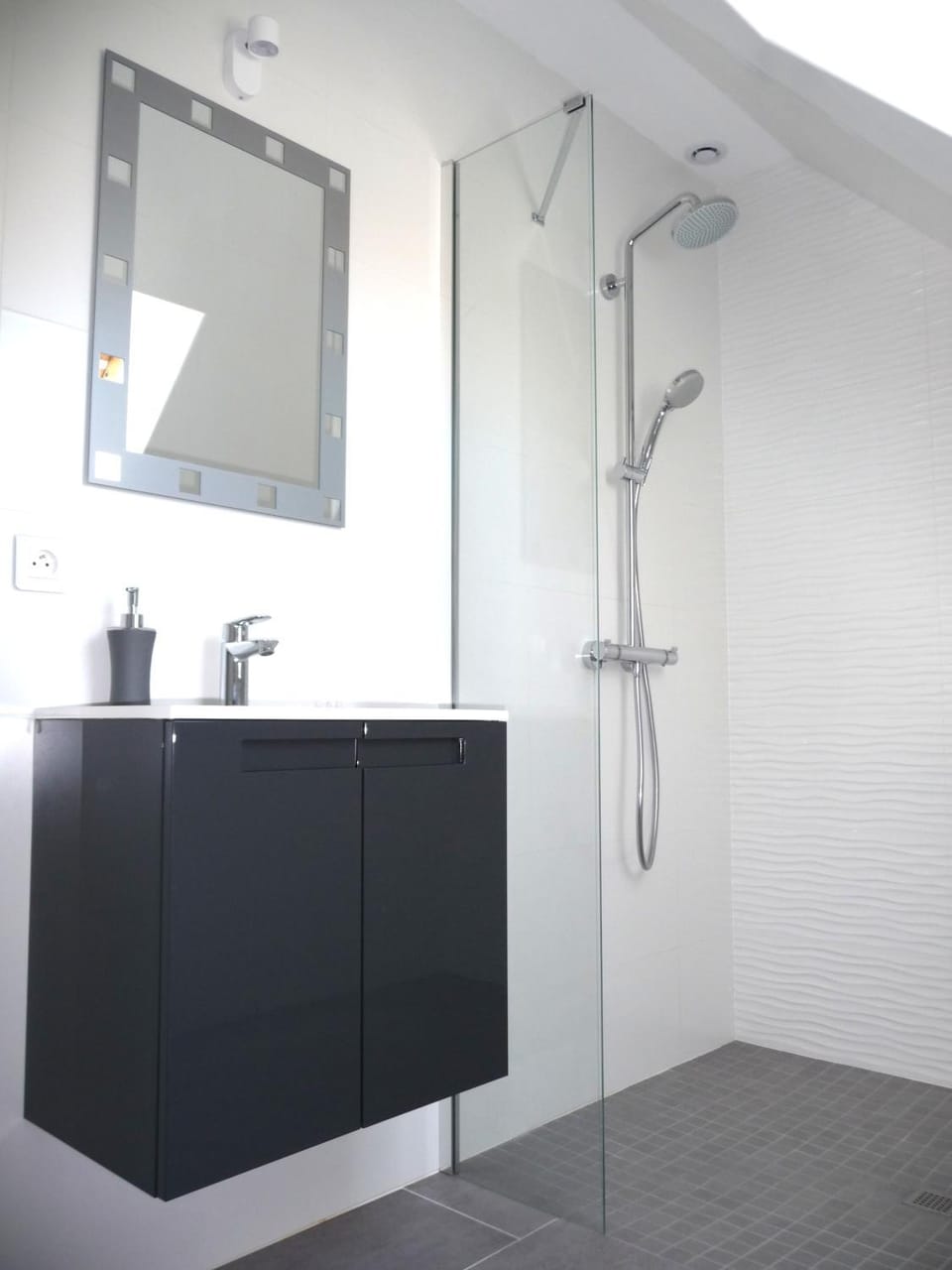 Shower, Bathroom
