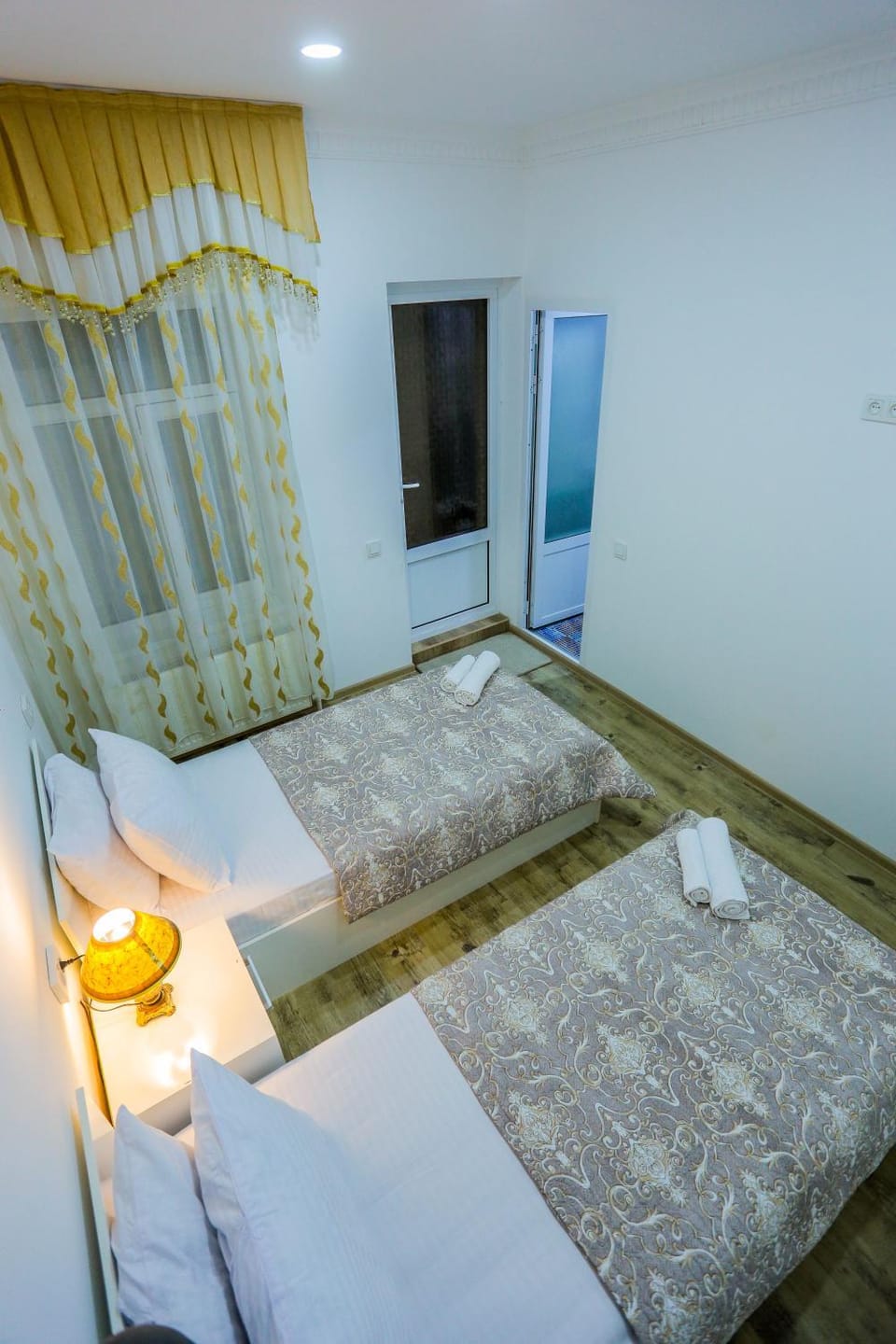 Bed, Steam room, Photo of the whole room, Bedroom